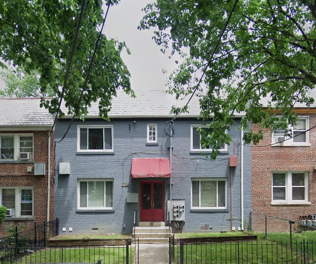 Building Photo - 1736 S St SE