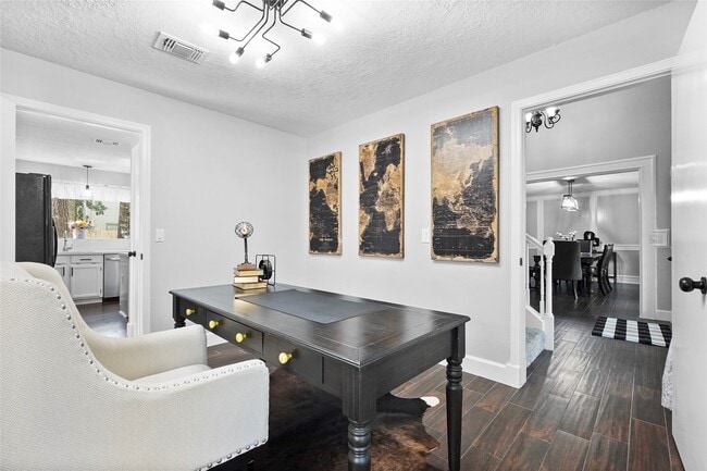 Building Photo - 86 Rockridge Dr