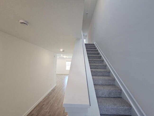 Building Photo - 19672 WHISPERING CREEK Rd