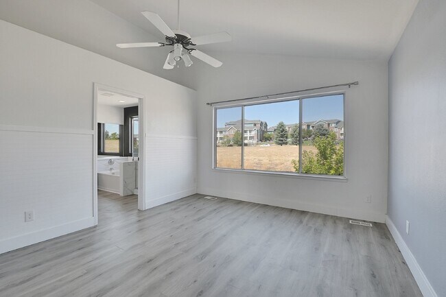 Building Photo - $3,040.95 - 3 Bed, 3-Bath Home in Aurora with In Unit Laundry and Central AC