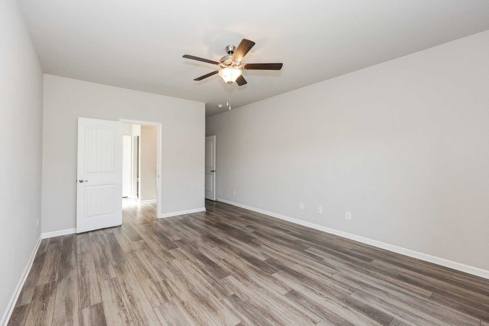 Building Photo - 4635 Mendocino Way