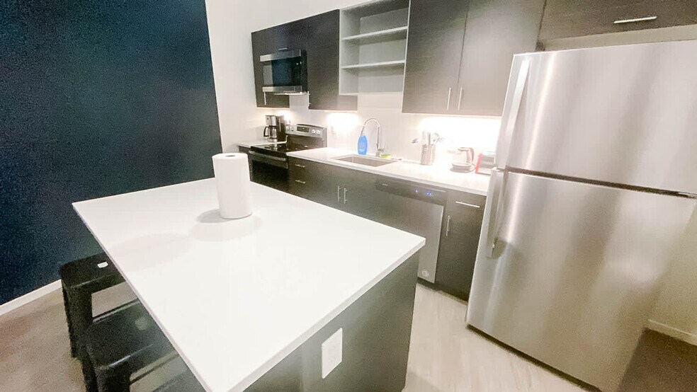 Building Photo - 1101 Euclid Ave