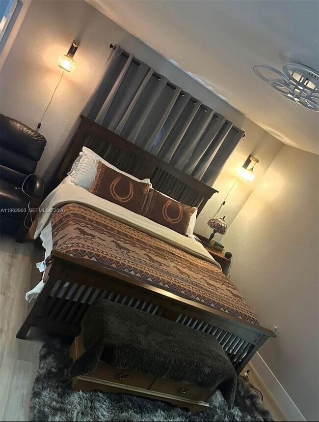 Building Photo - 26260 SW 135th Pl