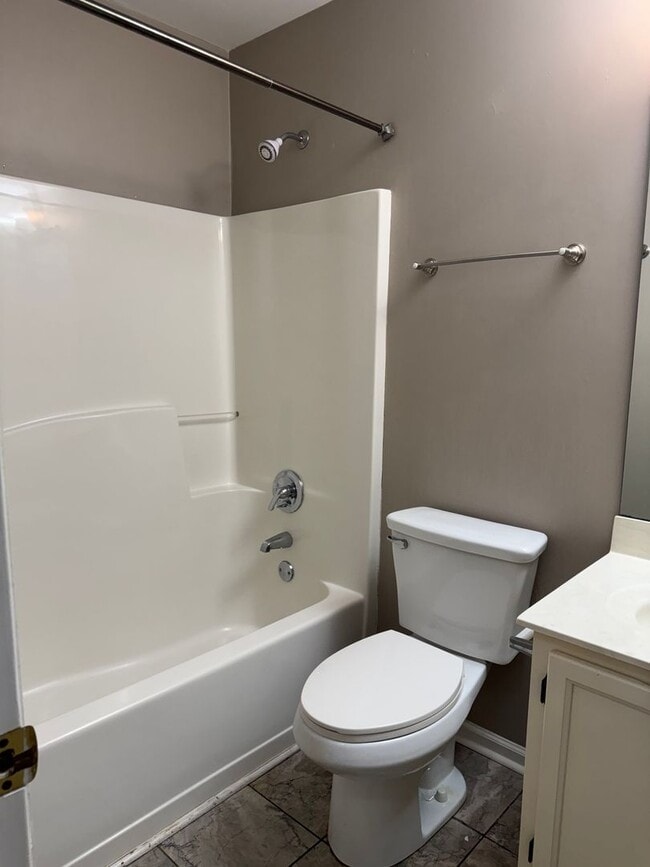 Building Photo - Three Bedroom Ranch in Cornelius