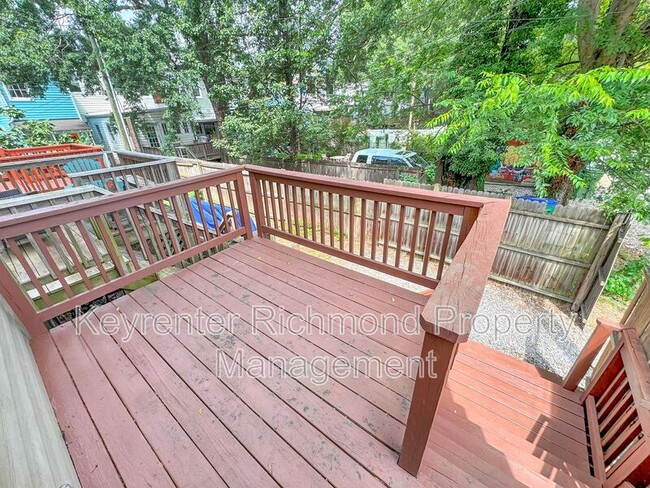 Building Photo - 708 Albemarle St