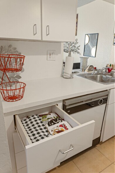 Building Photo - 7560 NW 16th St