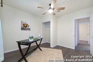 Building Photo - 118 Aganier Ave