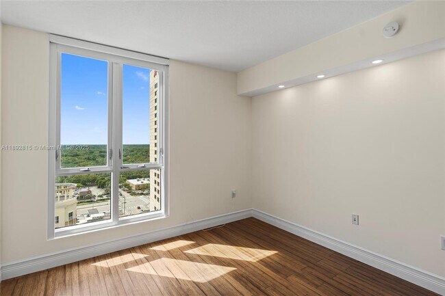 Building Photo - 9055 SW 73rd Ct
