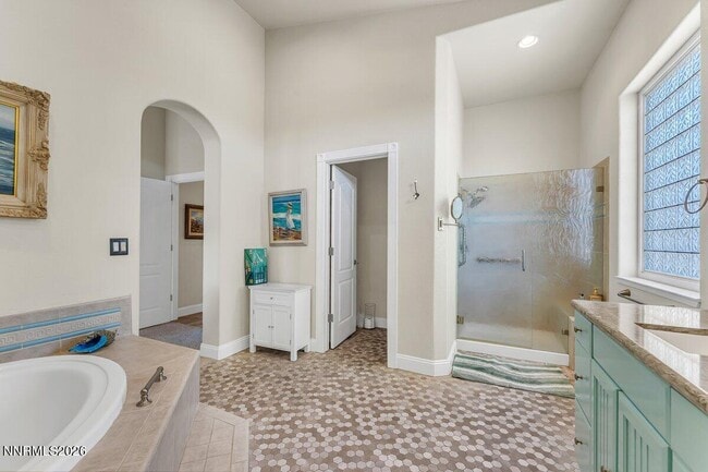 Building Photo - 7330 Island Queen Dr