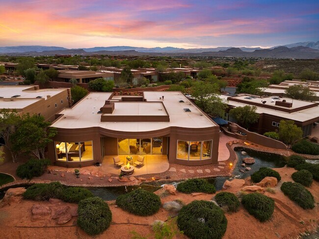 Building Photo - 2410 W Entrada Trail