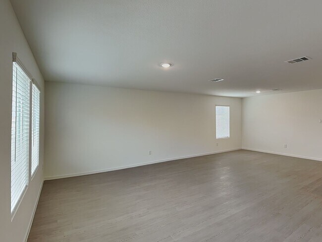 Building Photo - NEW CONSTRUCTION! READY NOW!