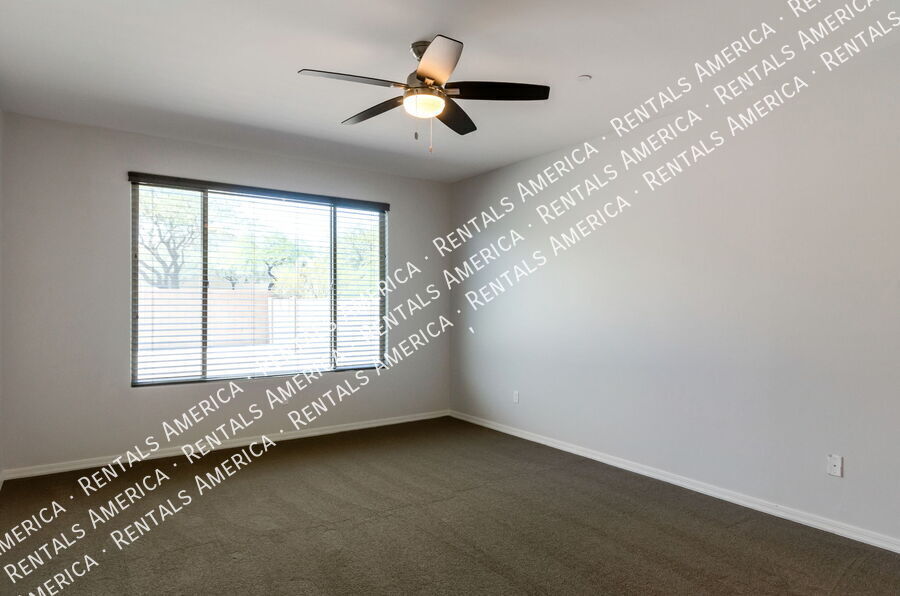 Building Photo - 5768 S Tiger Lily Pl
