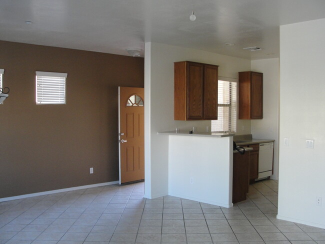 Building Photo - 7398 W Fargo Dr