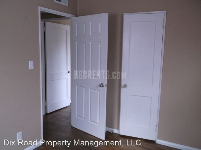 Building Photo - 3 br, 1 bath House - 631 Blackburn Avenue,