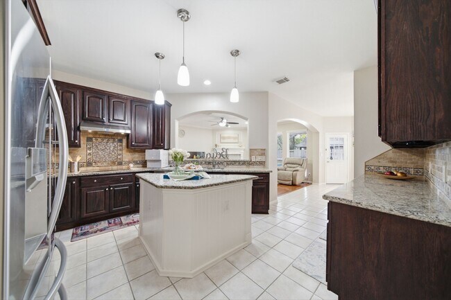 Building Photo - 4418 Ruttand Park Ln