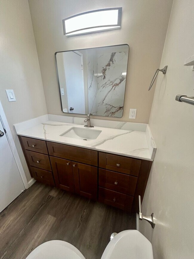 Building Photo - 1566 167th Ave