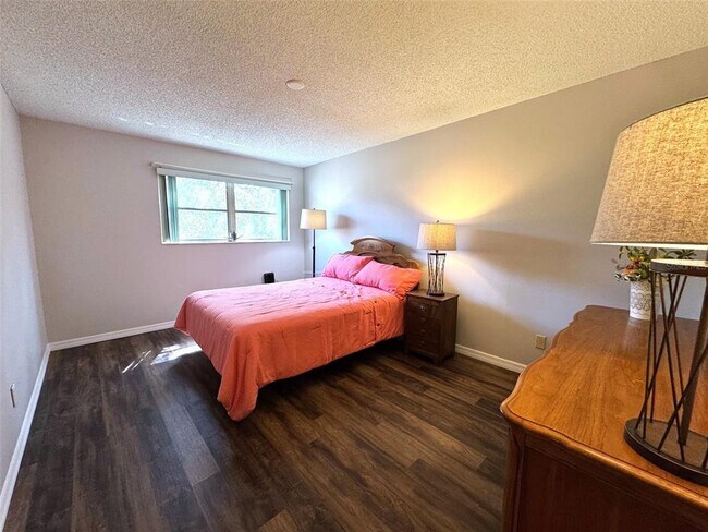 Building Photo - 2253 Norwegian Dr