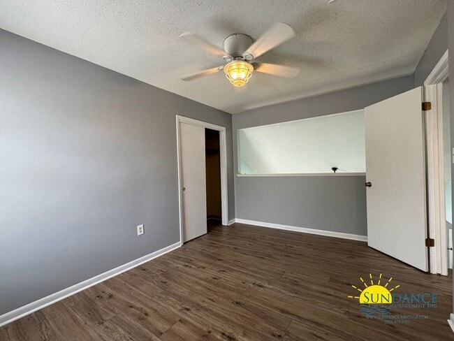 Building Photo - Centrally Located 3 Bedroom Home in Fort W...