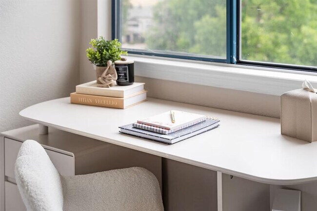 Building Photo - 6380 S Boston St