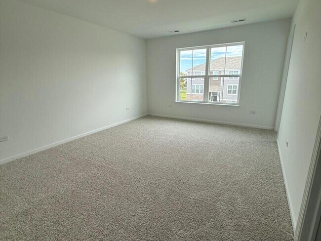 Building Photo - 14934 Dyer Ln