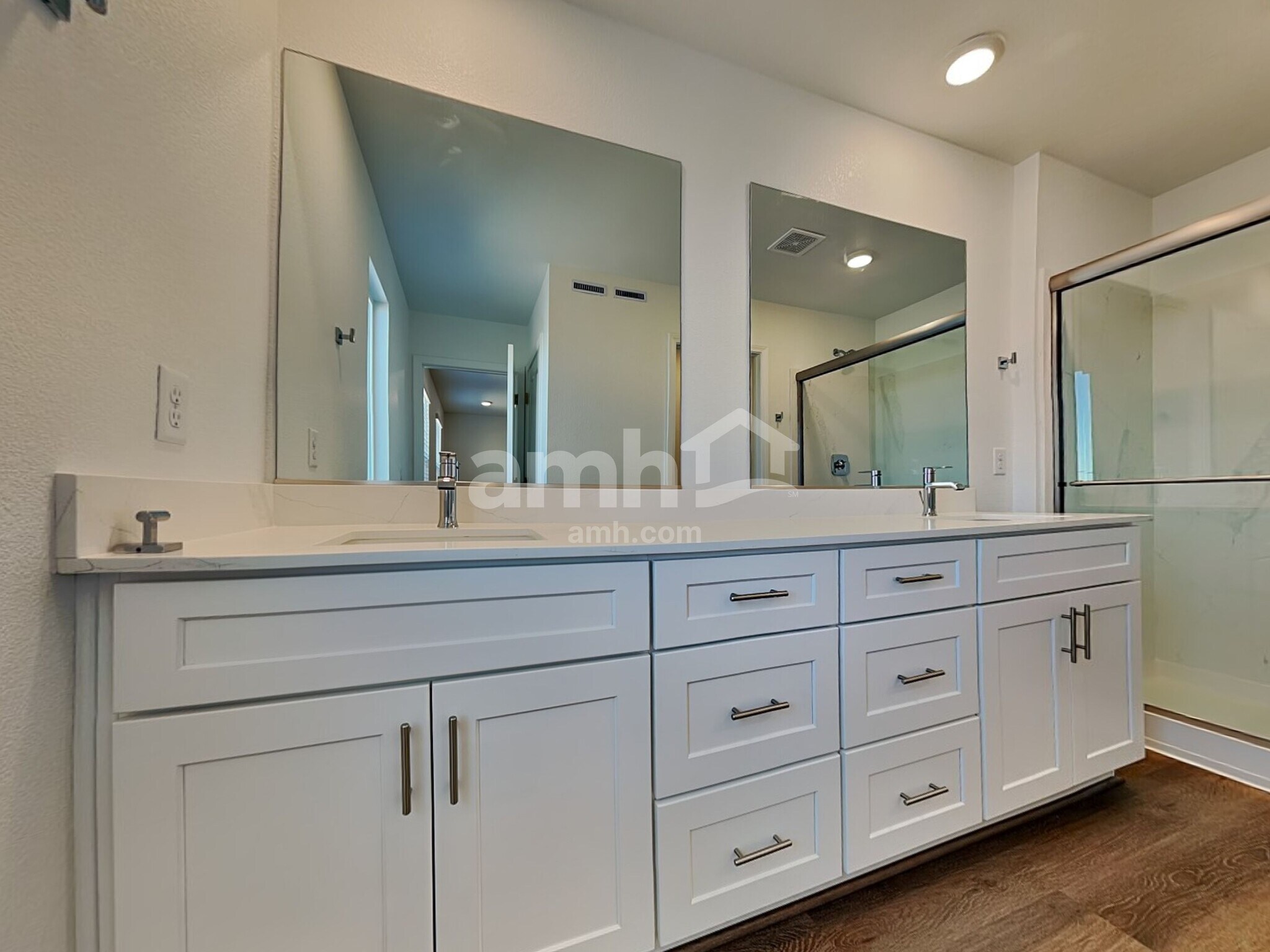 Building Photo - 11178 Magallanes St