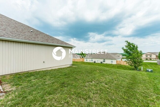 Building Photo - 3 Bedroom Pet-Friendly Home in Pleasant Hi...