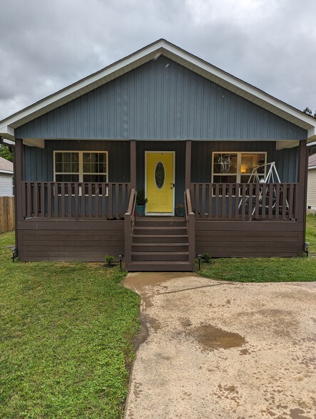 Building Photo - 1224 Frazier Dr