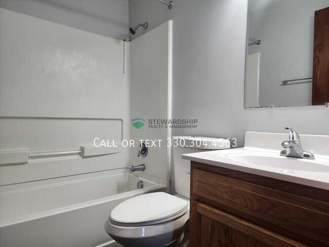 Building Photo - 7270 Stuhldreher St NW