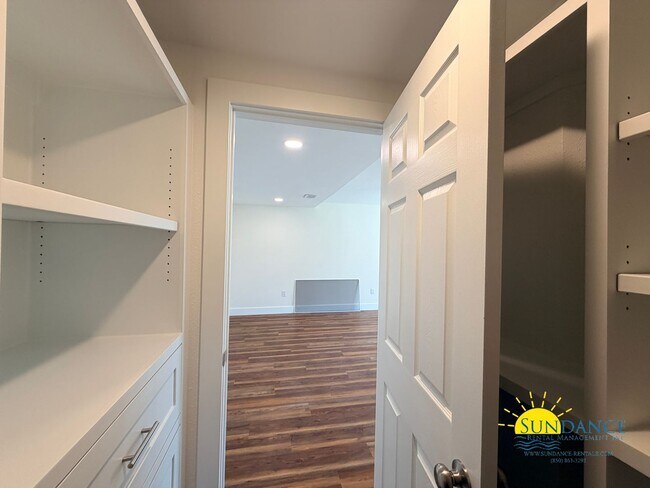 Building Photo - Waterfront 3 Bedroom Home Near E. John Sims Parkway in Niceville!