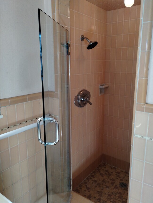 Building Photo - 1240 McKendrie St