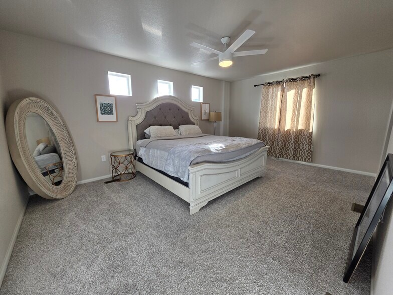 Building Photo - 6075 Notch Top Way