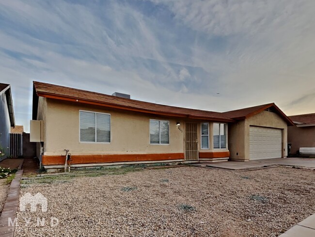 Building Photo - 6642 W Pima St