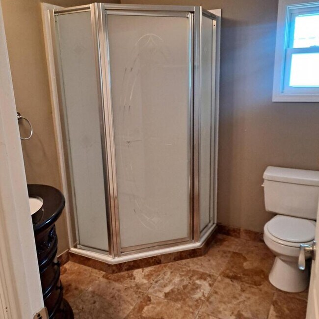 Building Photo - 120 Santa Lucia Dr