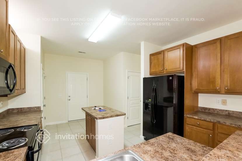 Building Photo - 1217 Hammond Dr