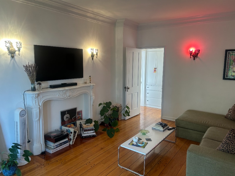 Building Photo - 1016 Masselin Ave