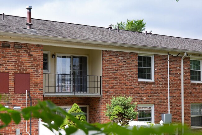 Building Photo - 118 Hessian Hills Ridge