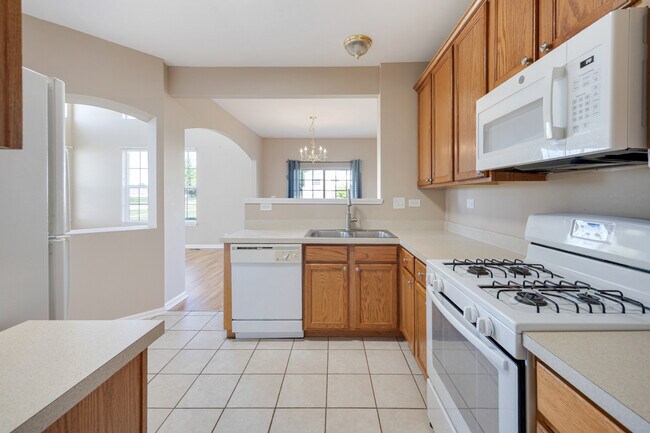 Building Photo - 23932 McMullin Cir