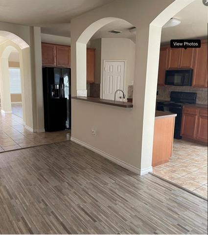 Building Photo - 1621 Ambercrest Dr