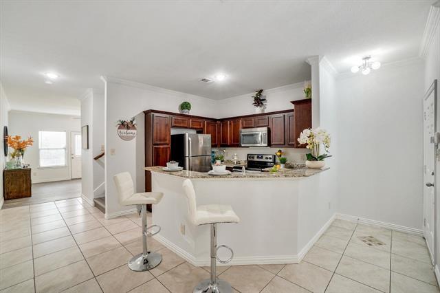 Building Photo - 1545 Cozy Dr