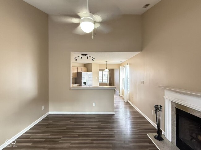 Building Photo - 7006 Long Run Dr