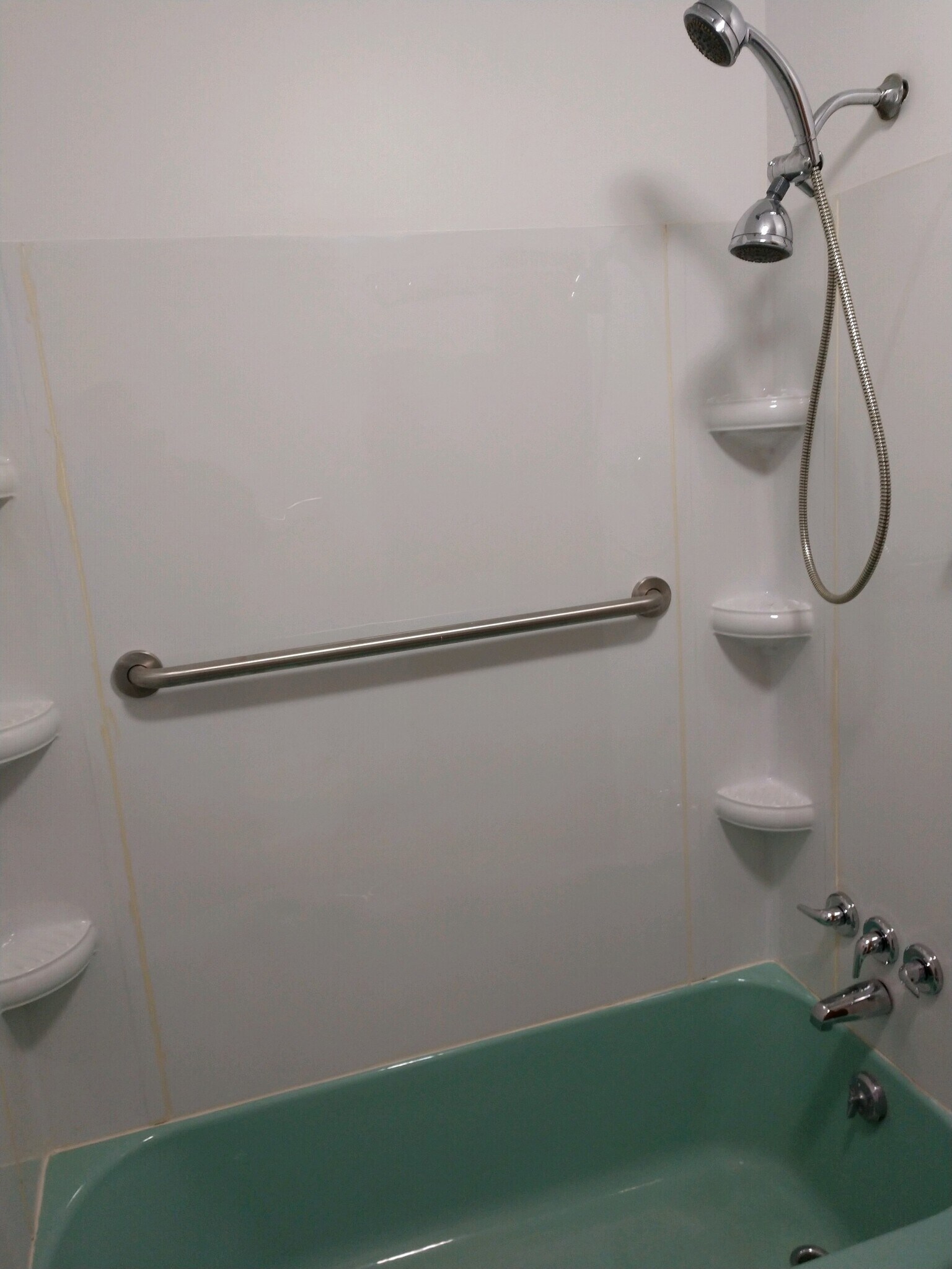 Building Photo - 1357 N Main Ave