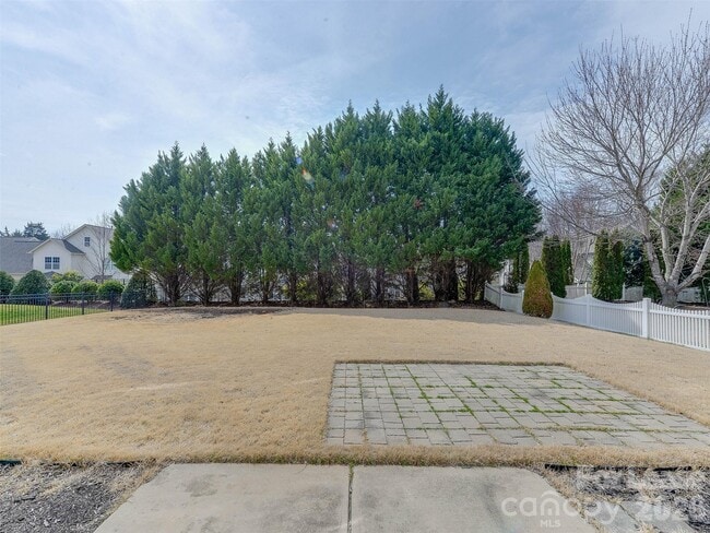 Building Photo - 12926 Union Square Dr