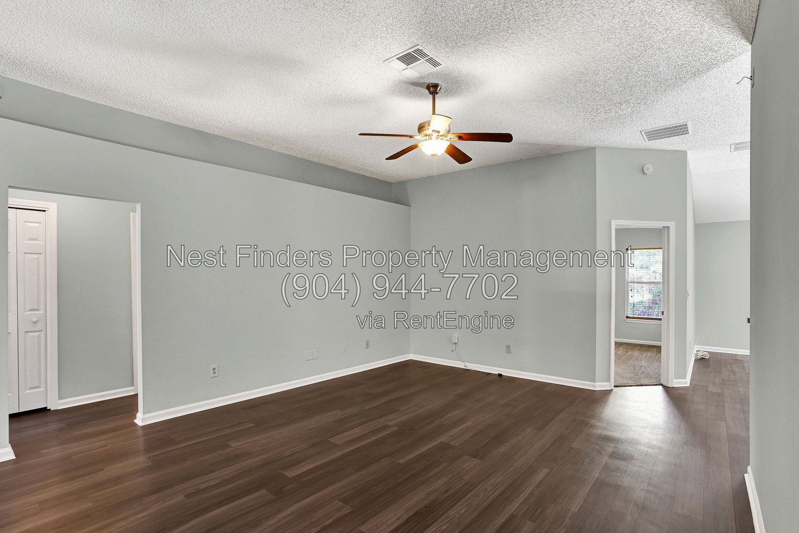 Building Photo - 9245 Hawks Run Ln