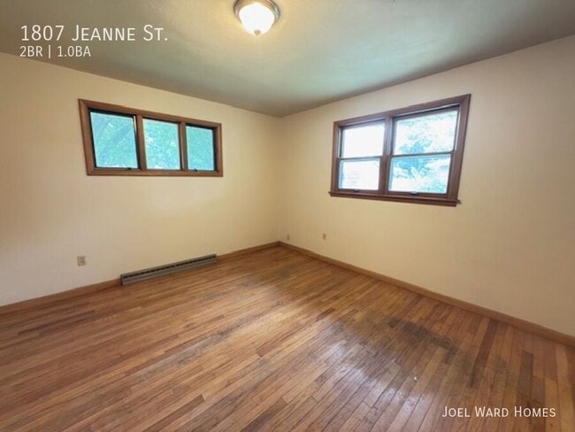 Building Photo - 1807 Jeanne St