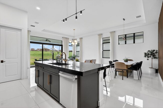 Building Photo - 10195 SW Latium Wy