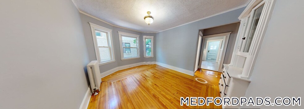 Building Photo - 207 Boston Ave