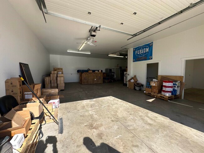 Building Photo - 2900 Graybill Dr