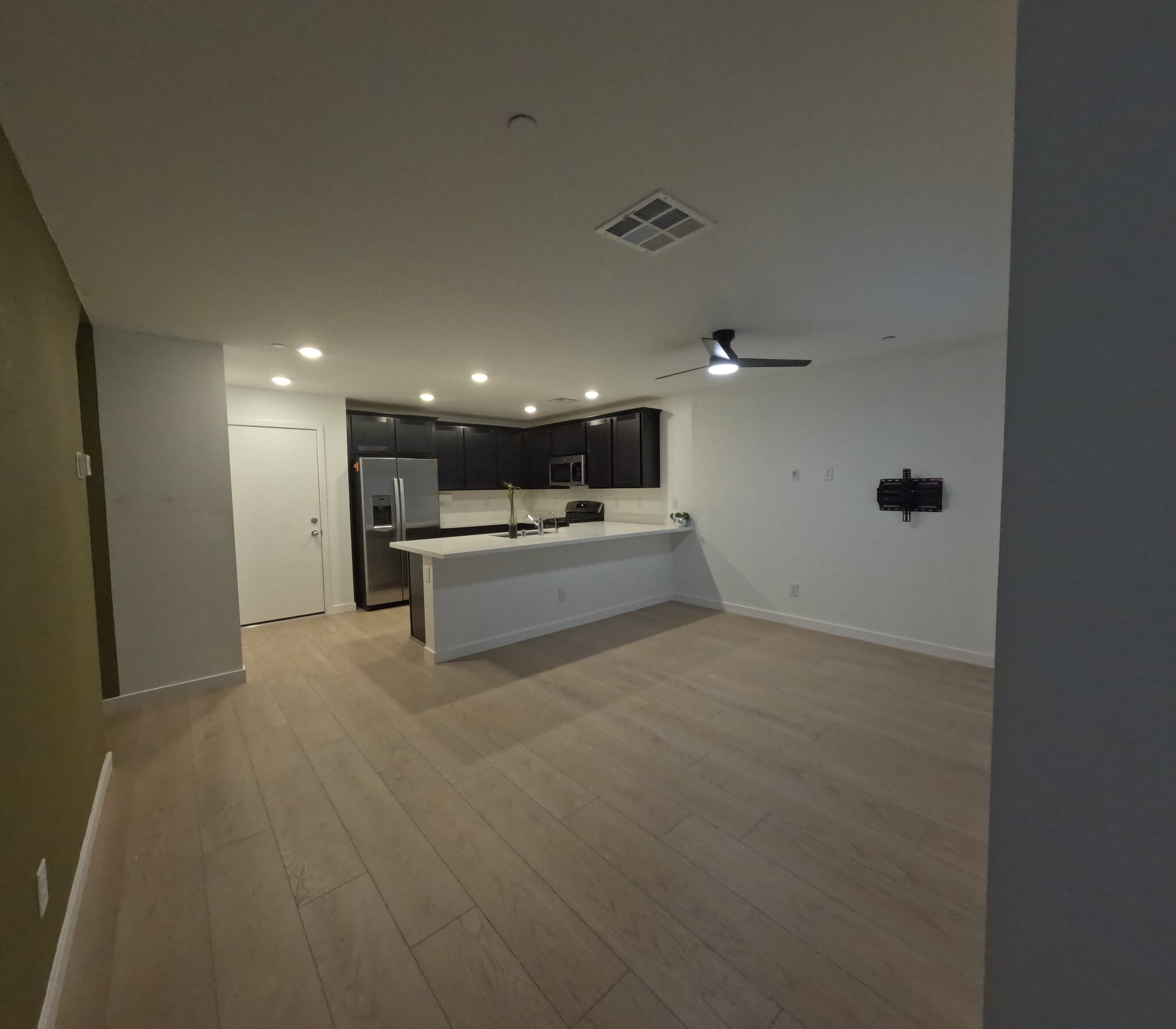 Building Photo - 10772 Blake Gardens Ct