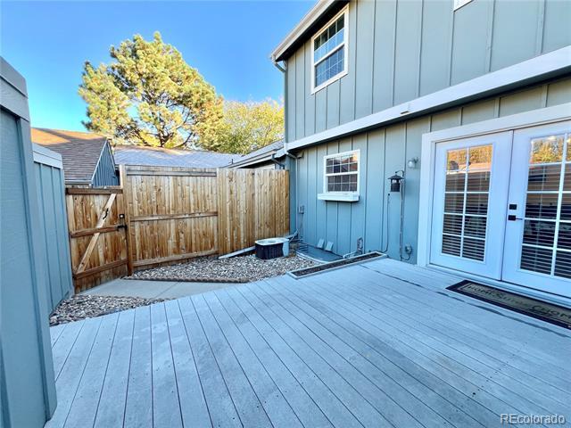 Building Photo - 9112 E Amherst Dr