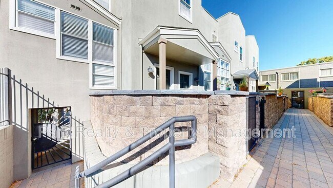 Building Photo - 1300 Garfield St